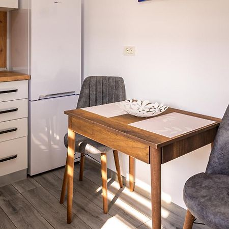 Apartmán Nina House Târgu Jiu Exteriér fotografie