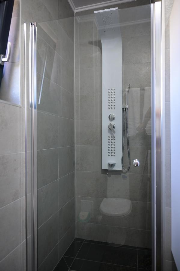 Apartmán Nina House Târgu Jiu Exteriér fotografie