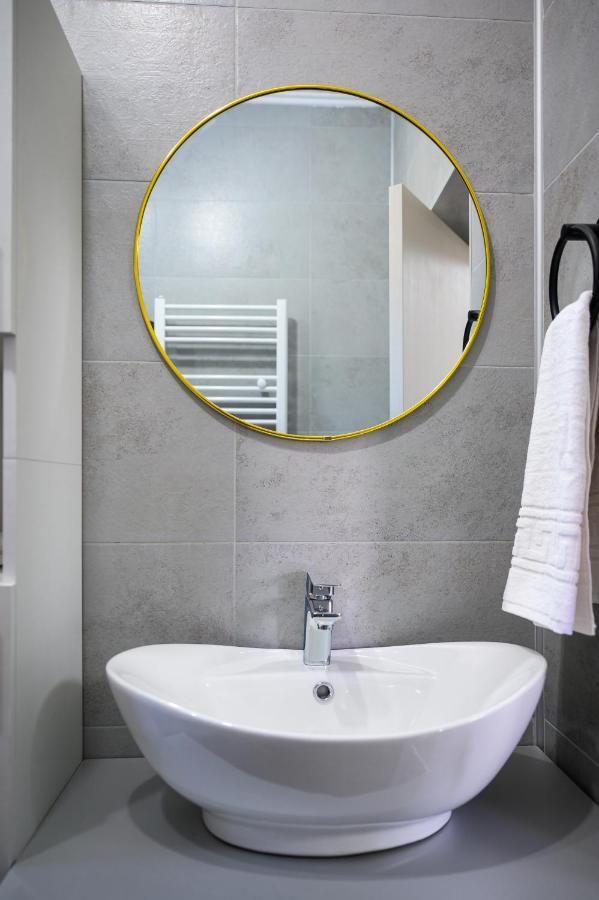 Apartmán Nina House Târgu Jiu Exteriér fotografie
